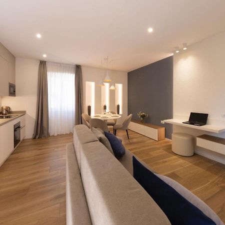 Residence Casa Coppa Appartamento Maple โอเมญา ภายนอก รูปภาพ