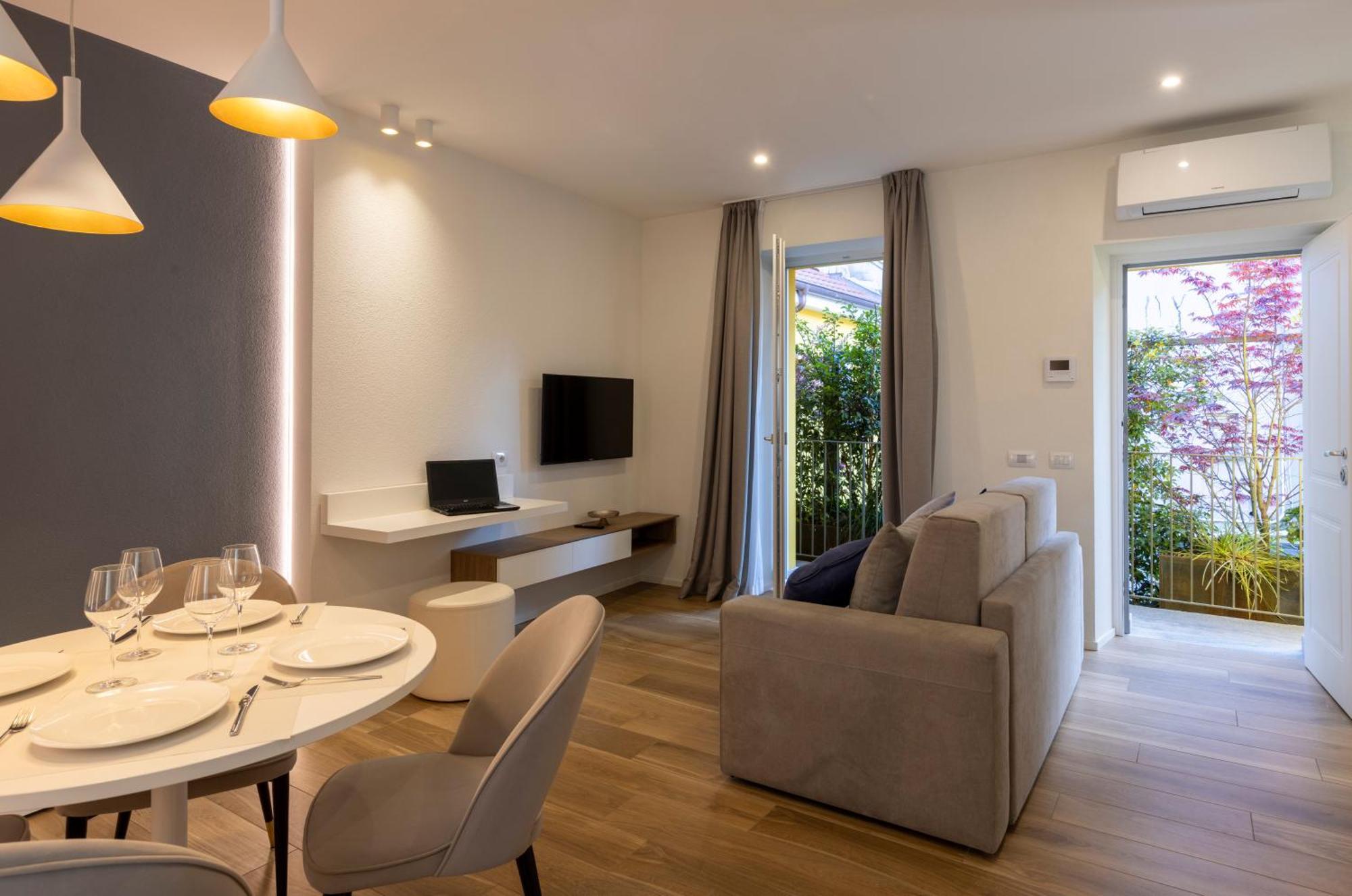 Residence Casa Coppa Appartamento Maple โอเมญา ภายนอก รูปภาพ